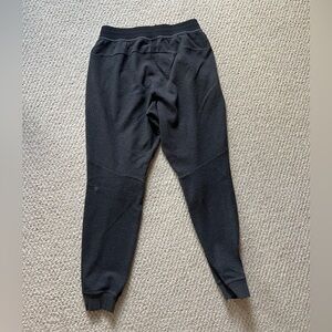 Men’s Lululemon At Ease Joggers Size Small